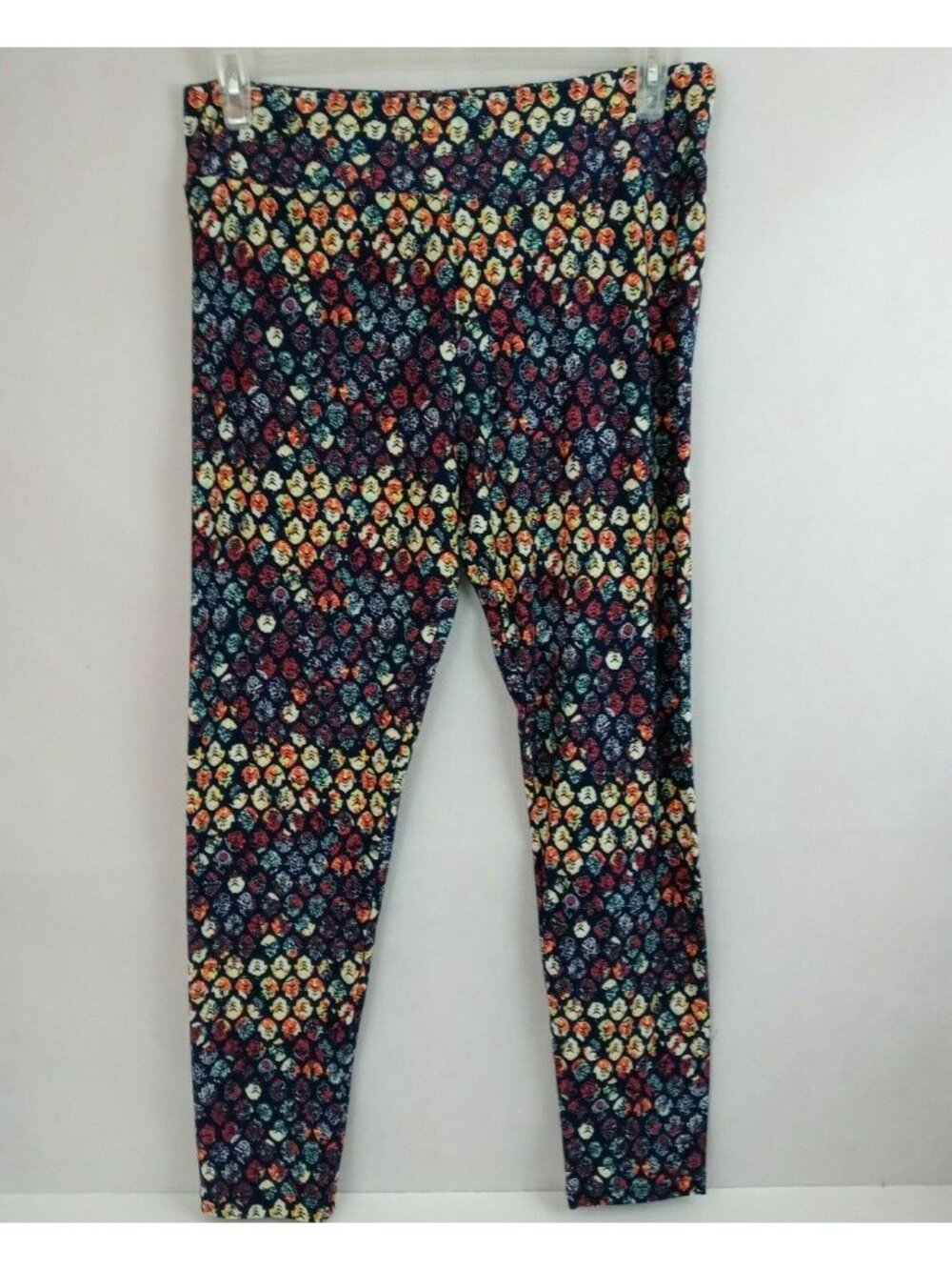 New LuLaRoe Tall & Curvy Leggings Blue With Colorful Arrowhead Designs